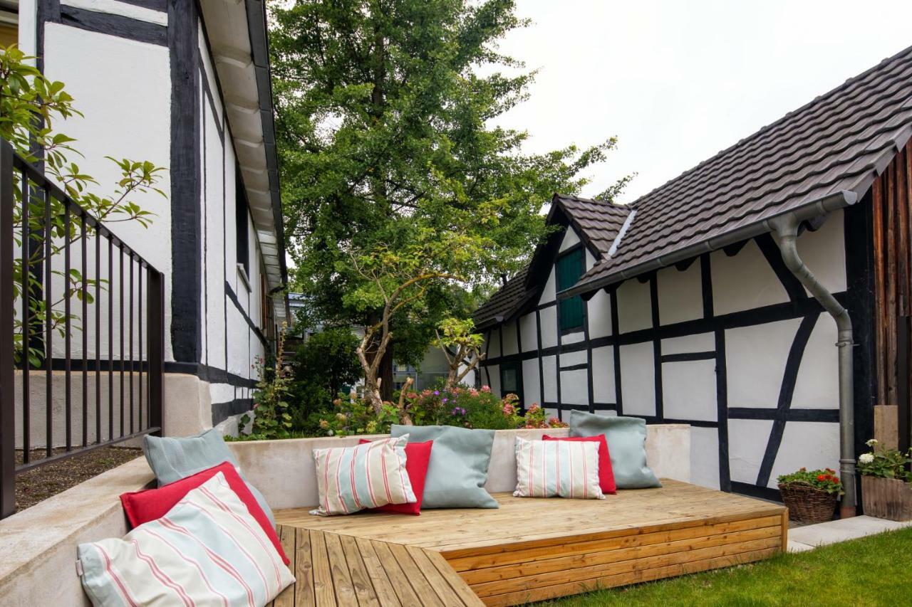 Ferienhaus im Fachwerkhof 'Haus in Bewegung' Seelscheid Exterior foto